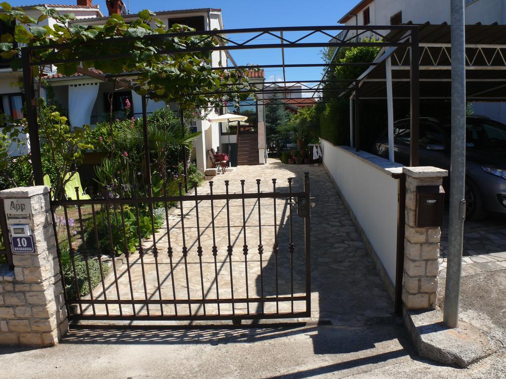 Apartment Marijana Poreč Exterior foto